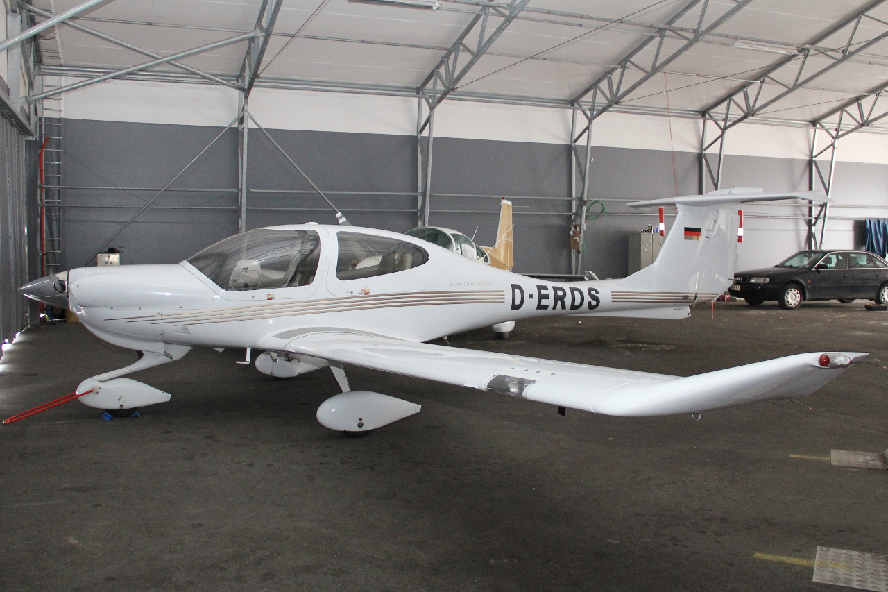 D-ERDS Diamond DA-40 Diamond Star