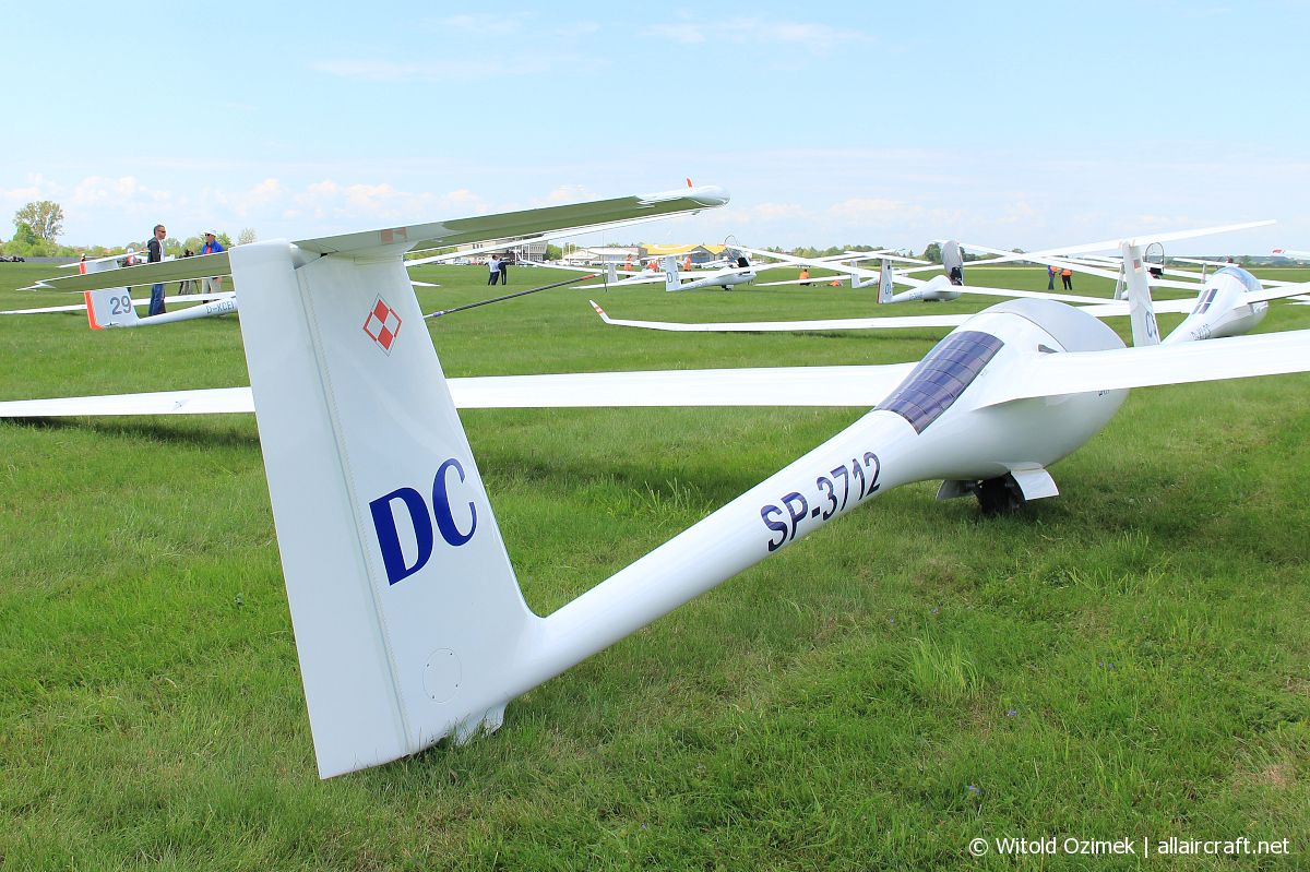 SP-3712 Sportine Aviacija LAK-19
