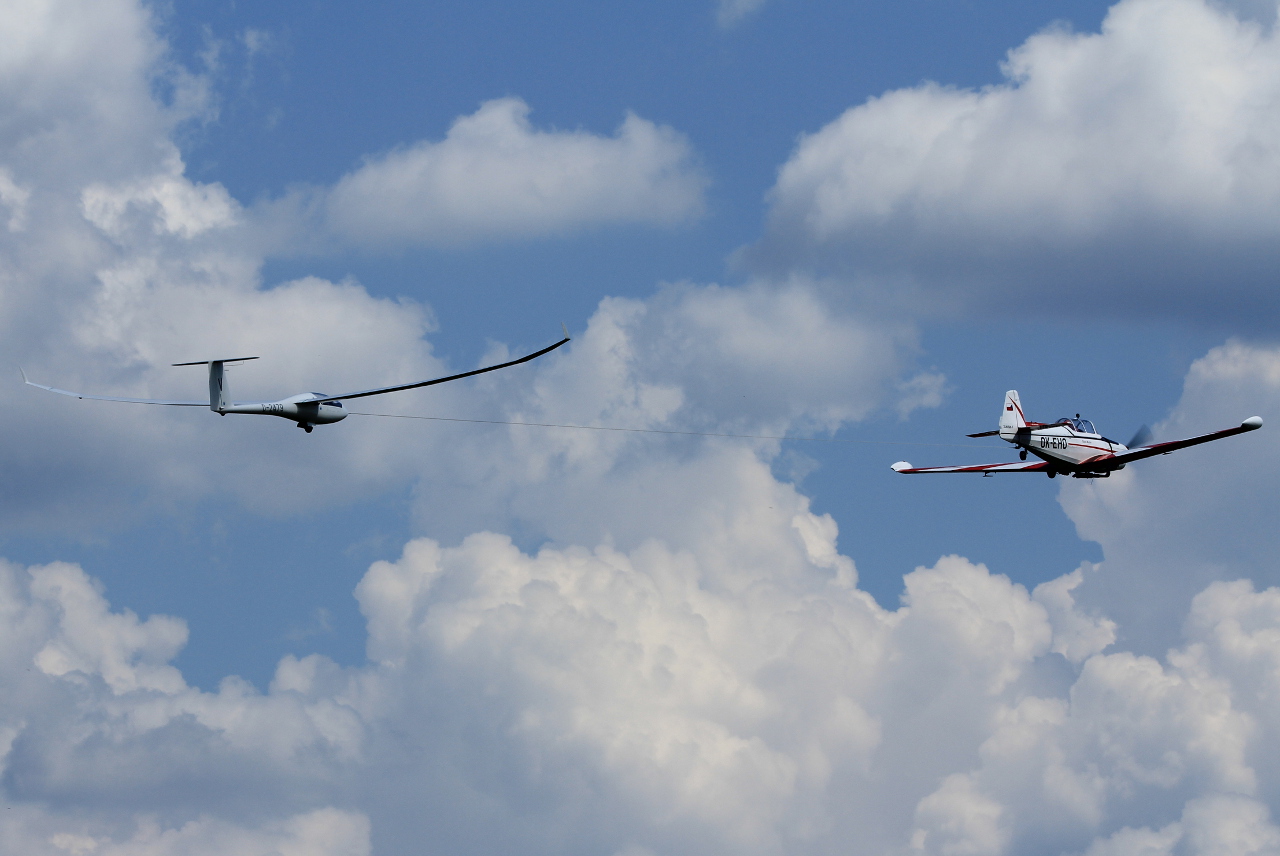 D-2479 ( 211 ) Schempp-Hirth Discus 2A