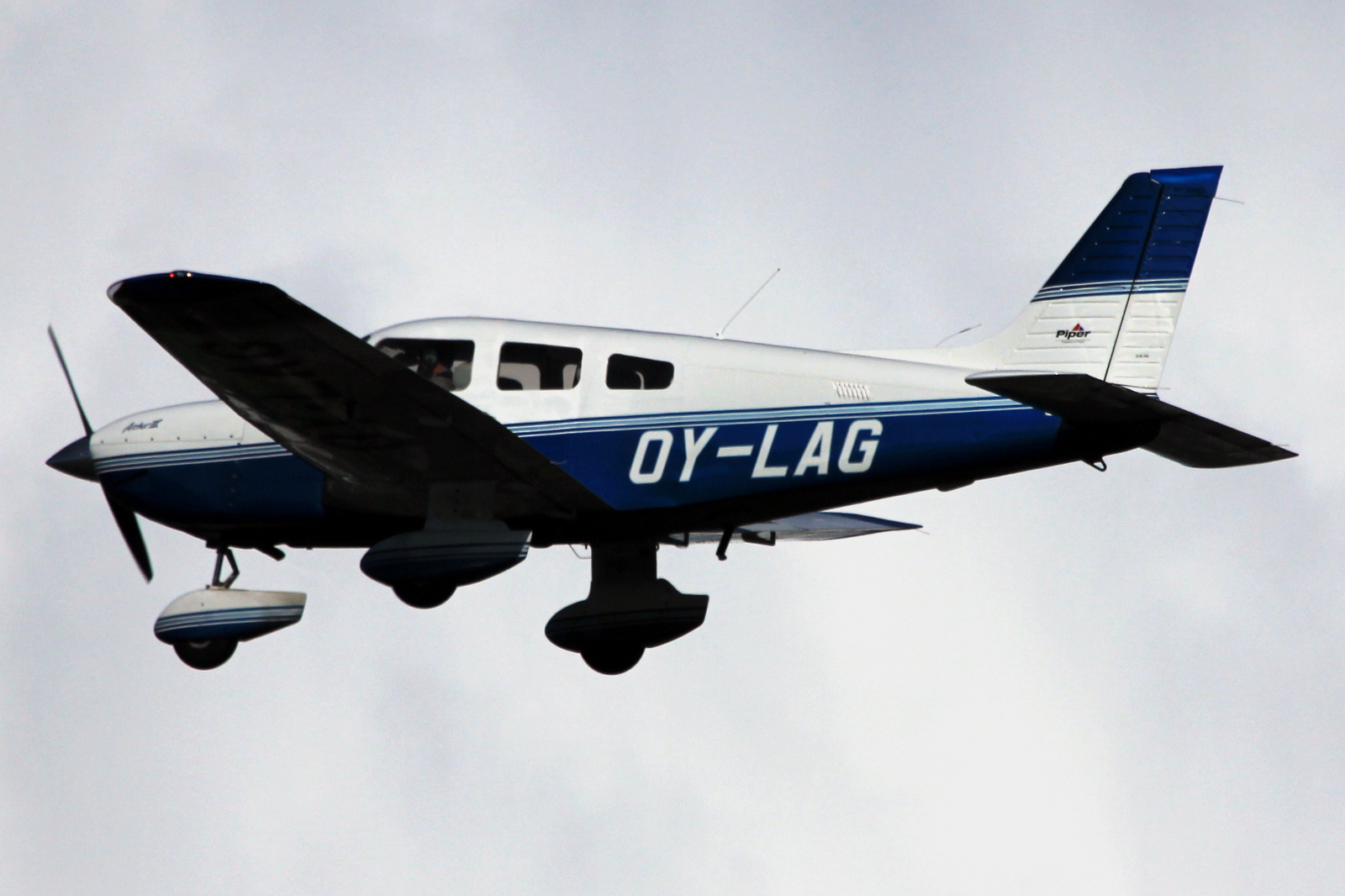 OY-LAG (2843464) Piper PA-28-181 Archer III