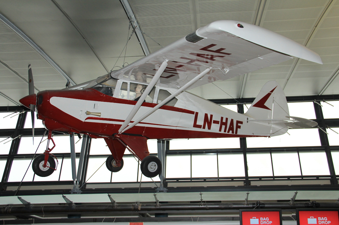LN-HAF, (cn 22-7359), Piper PA-22-150 Tri-Pacer