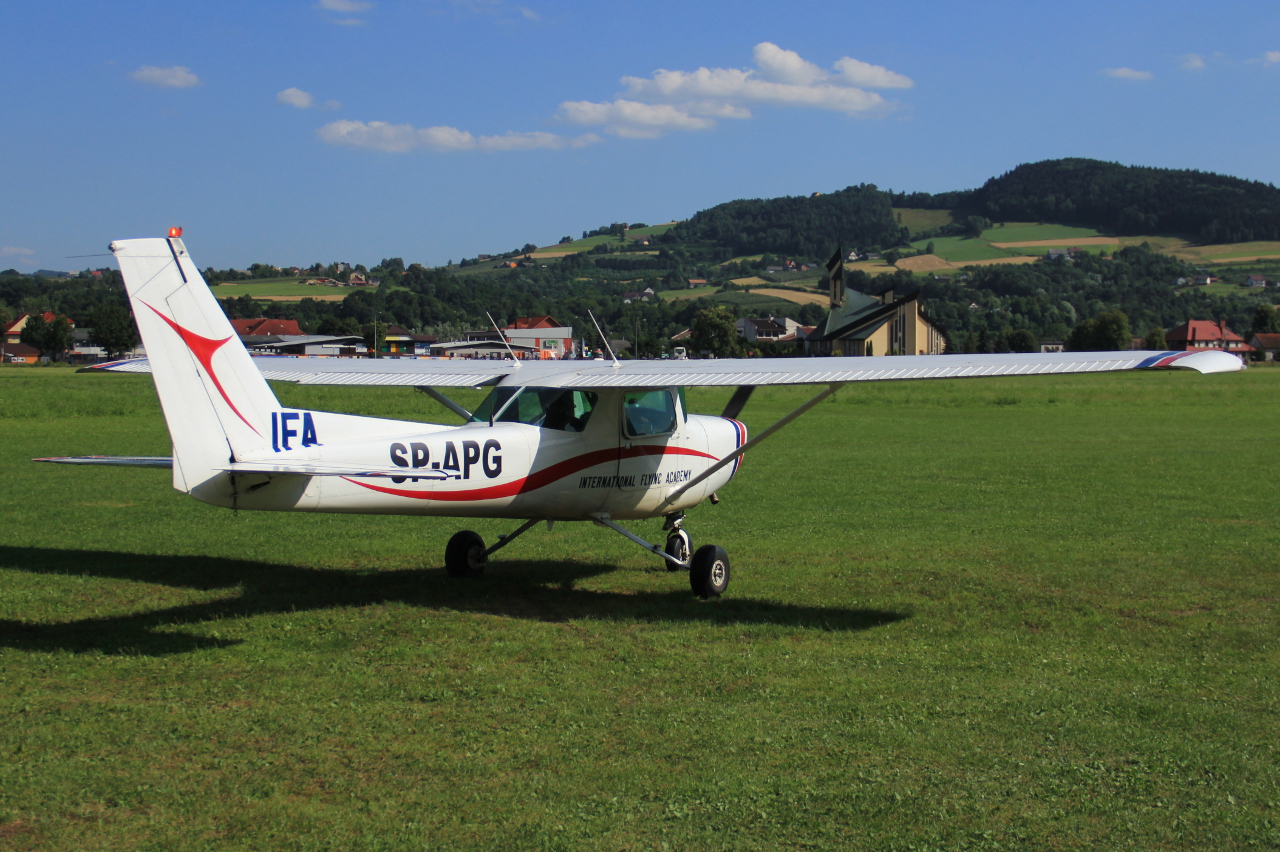 SP-APG (15283499) Cessna 152