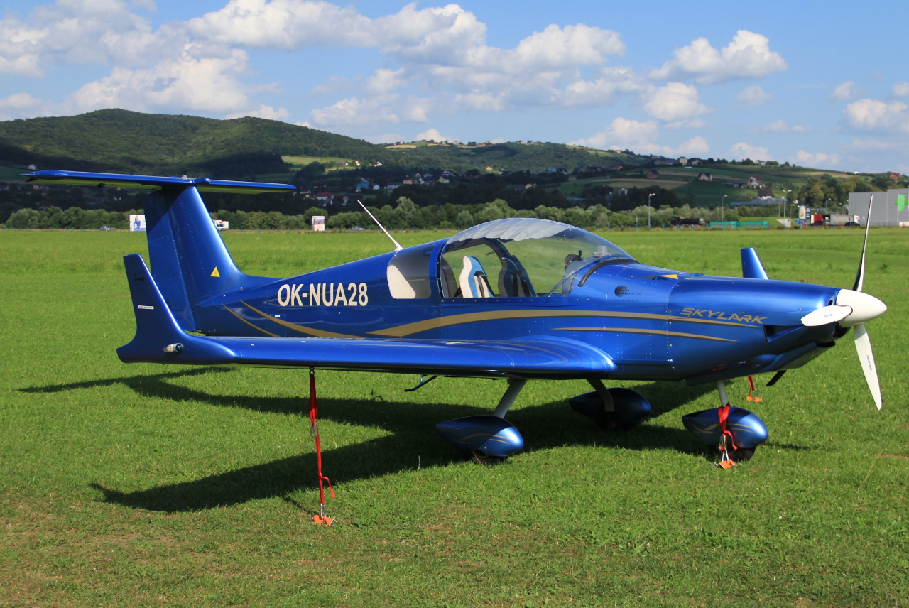 OK-NUA28 Dova DV-1 Skylark