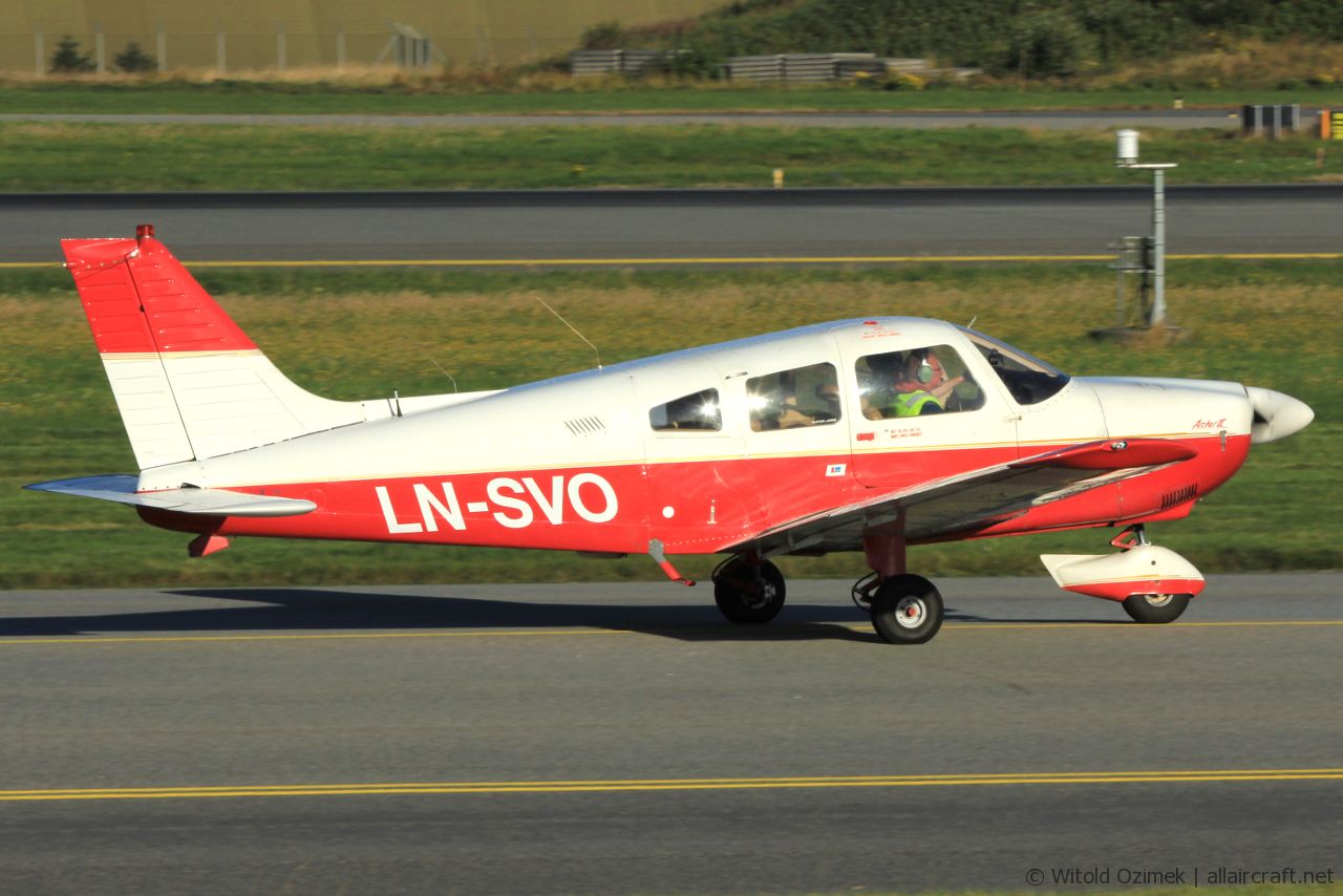 LN-SVO (28-7790101) Piper PA-28-181 Archer II
