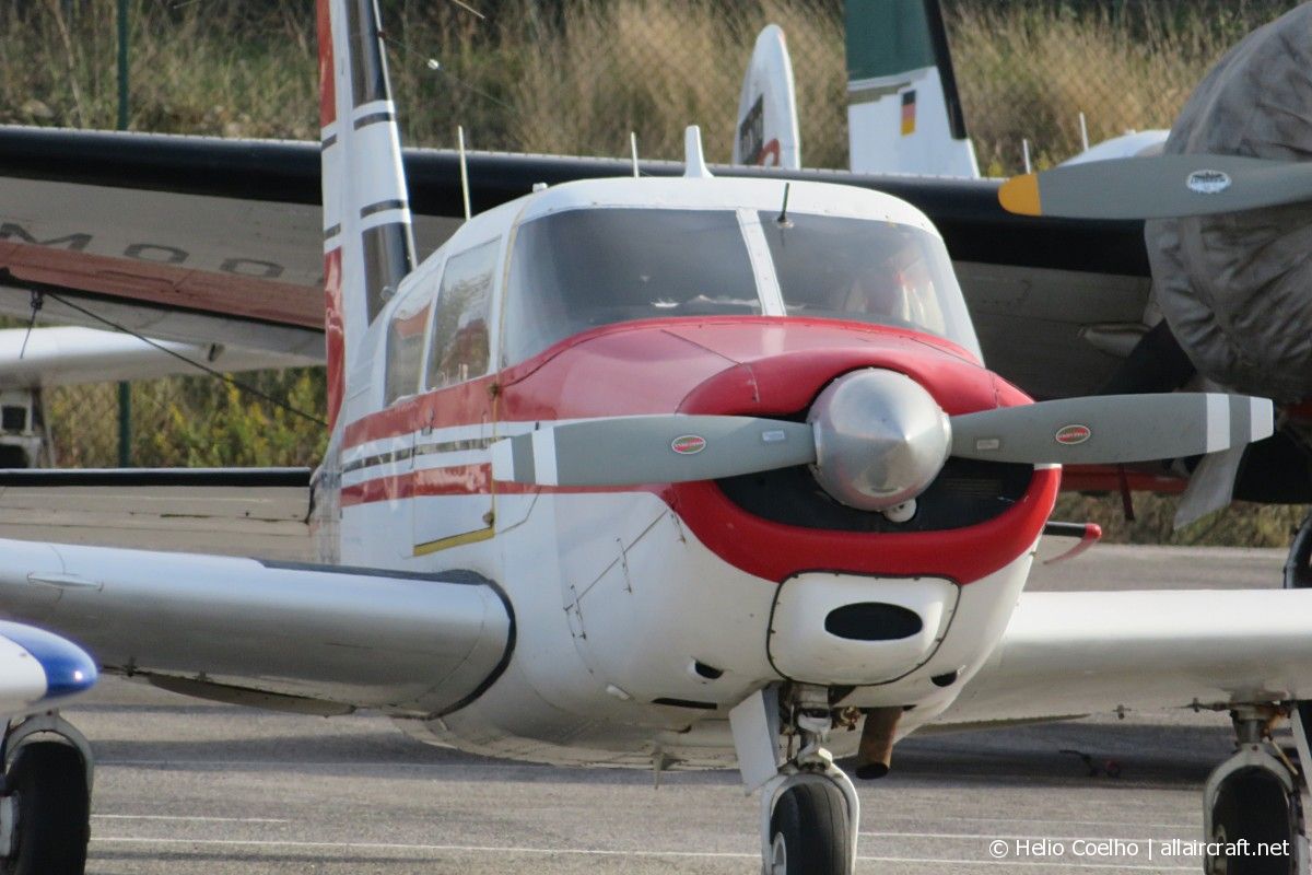 CS-ALT ( 24-3404 ) Piper PA-24-180 Comanche