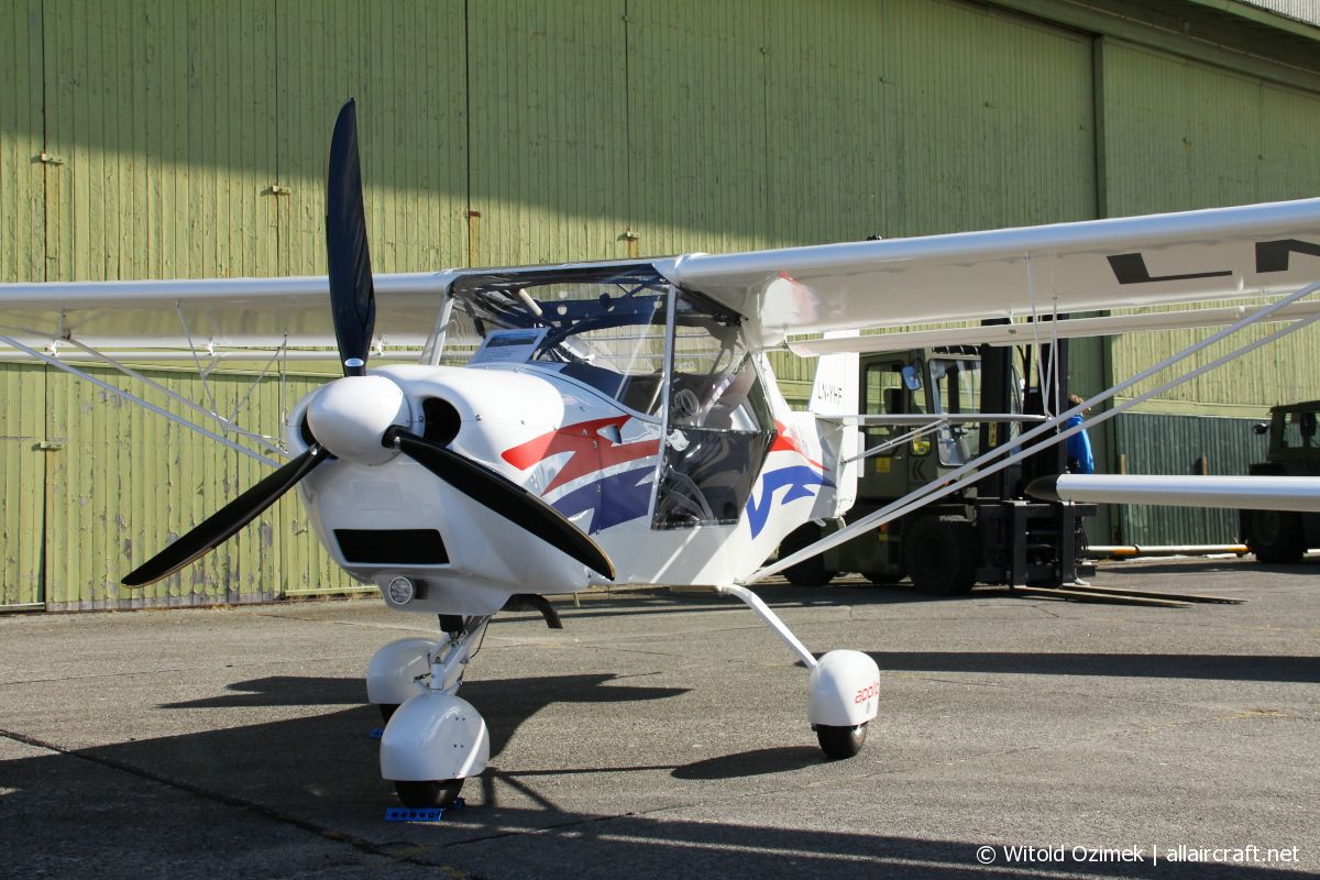 LN-YHF (N010315) Apollo Fox