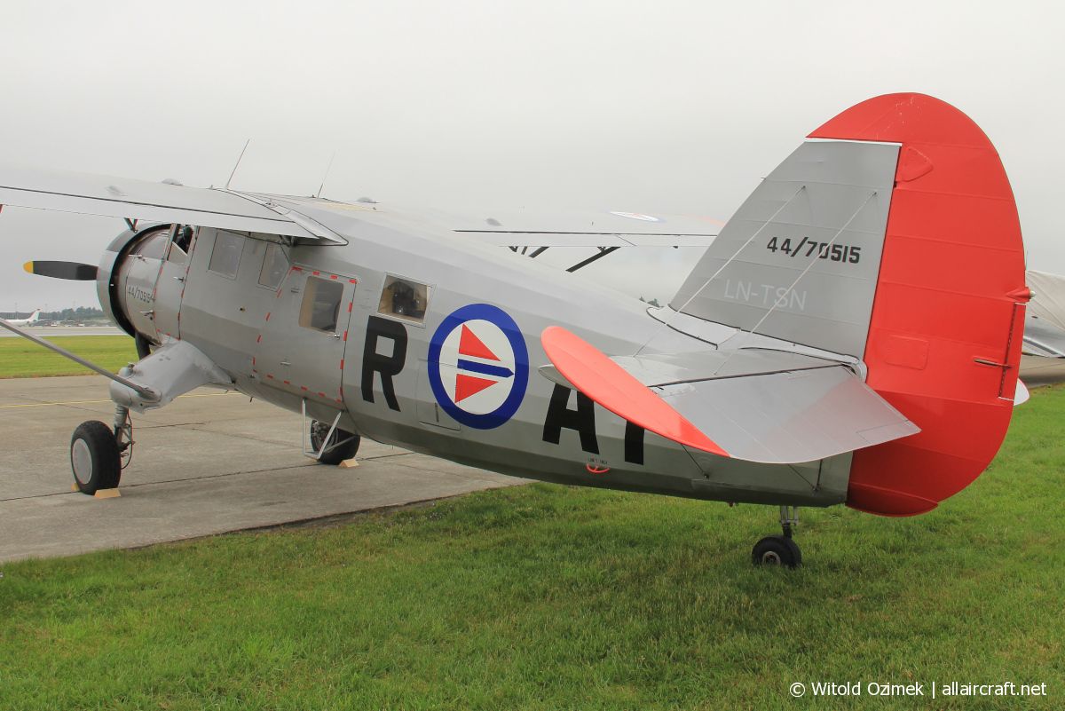 LN-TSN (780) 1944 Noorduyn UC-64A Norseman