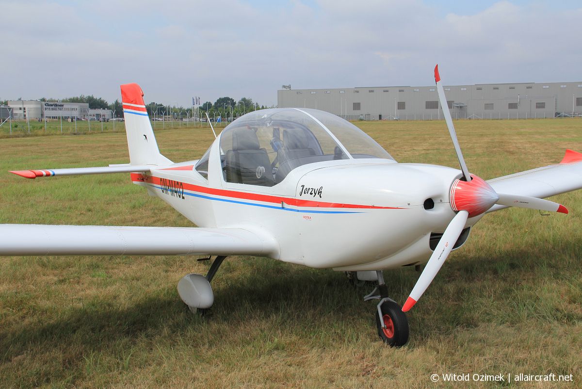 OM-M402 (1) 2011 KB-2 Jerzyk