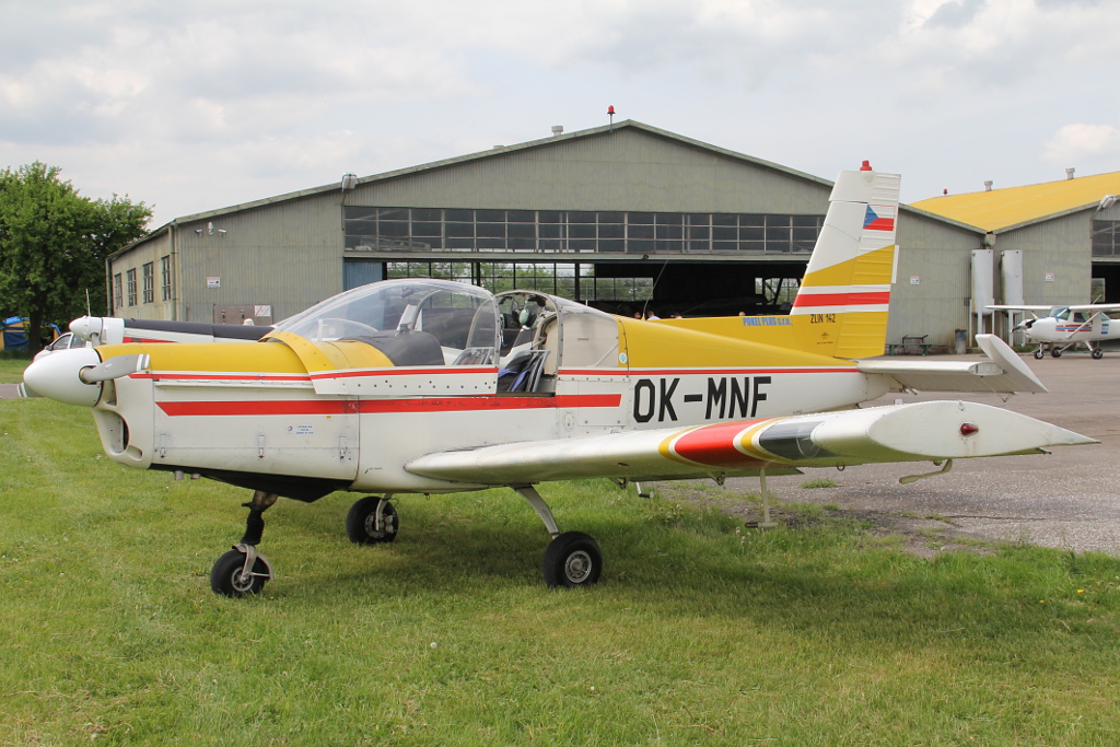 OK-MNF Zlin Z-142