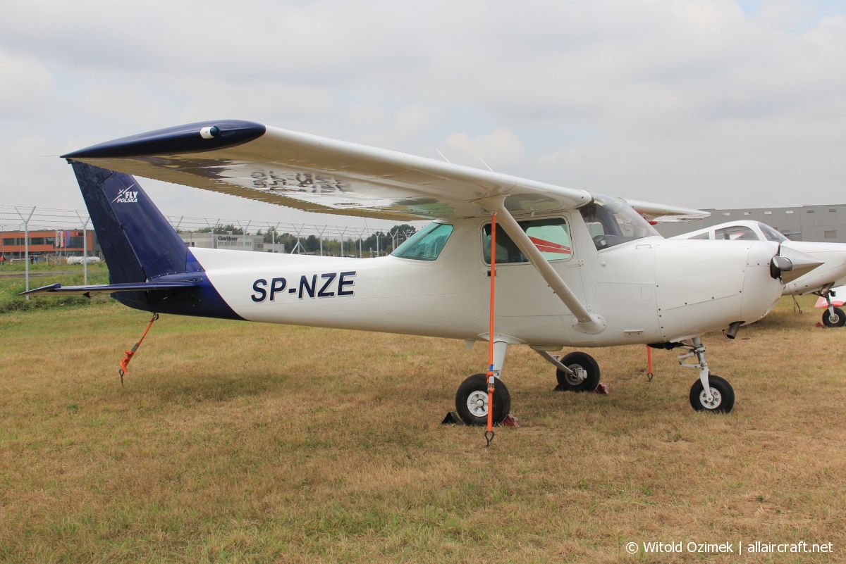 SP-NZE (15282231) Cessna 152