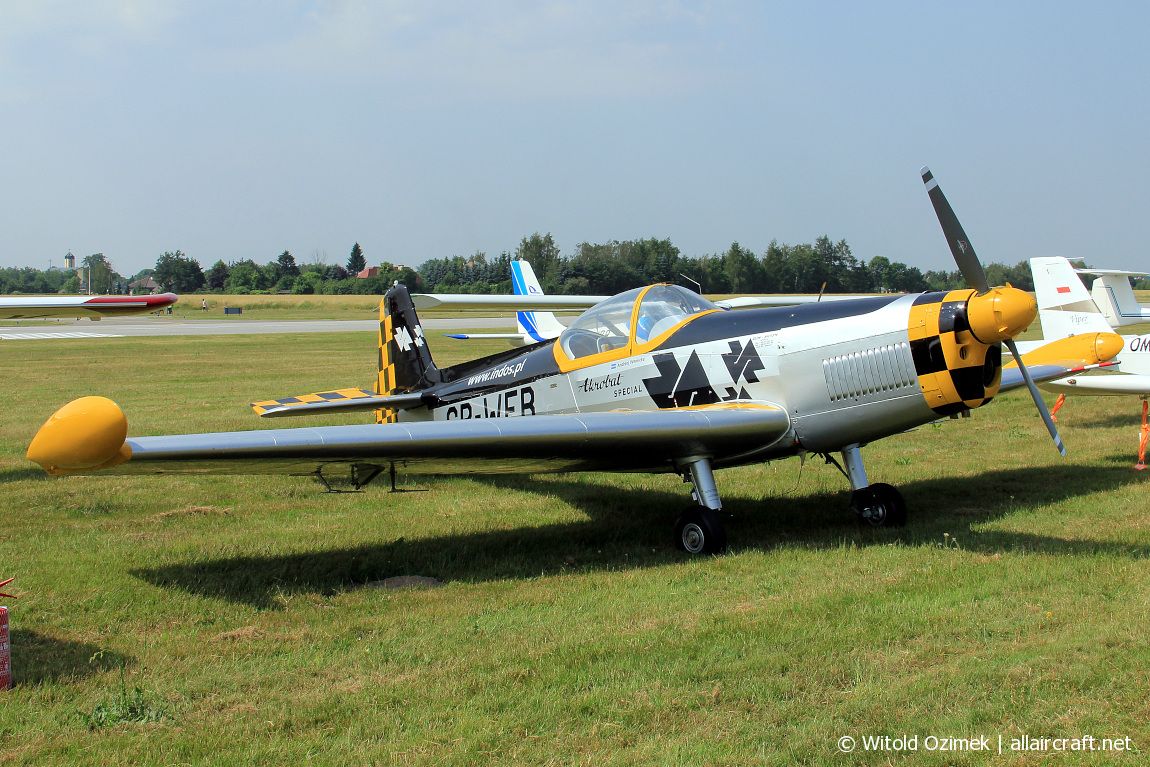 SP-WER (1327) Zlin 526AFS