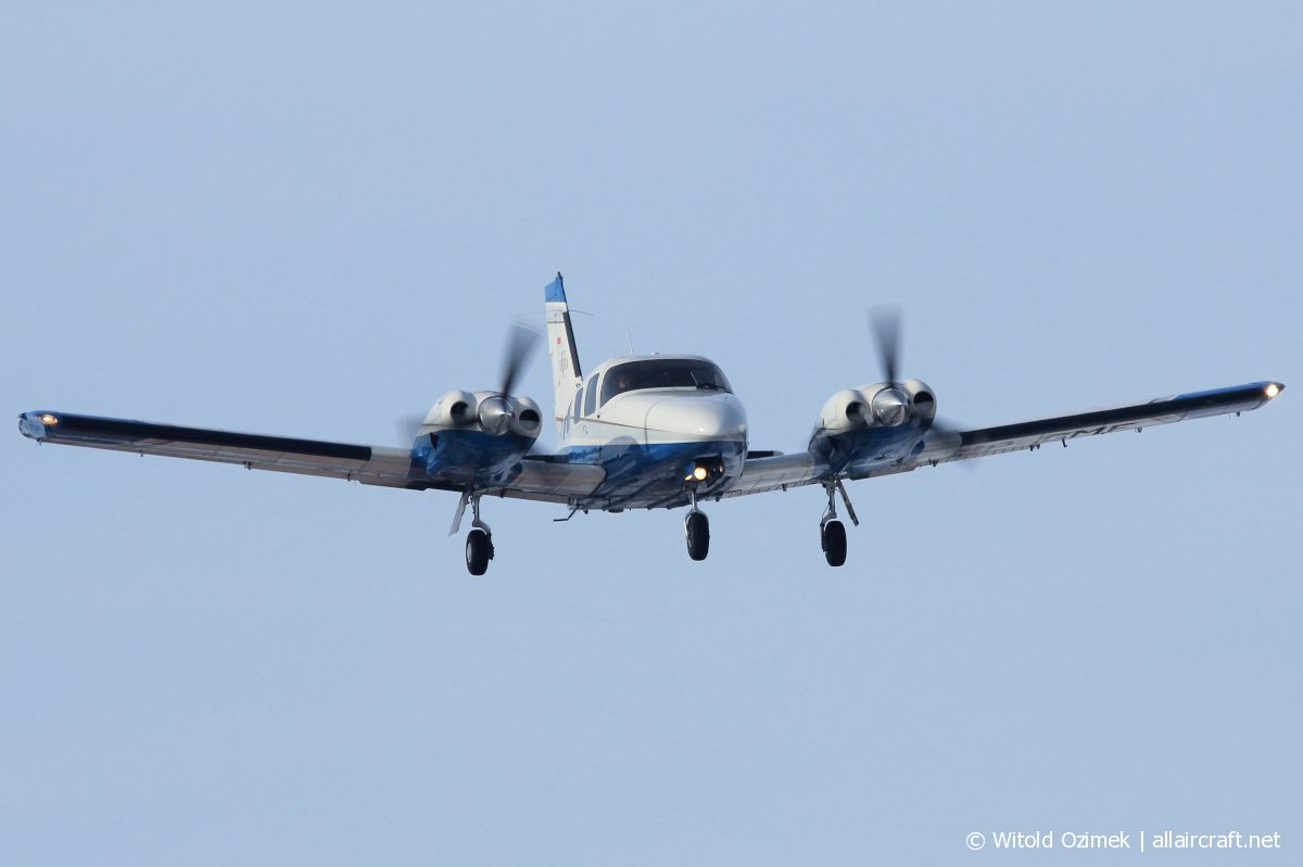 SP-GMF (34-49008) Piper PA-34-220T Seneca V