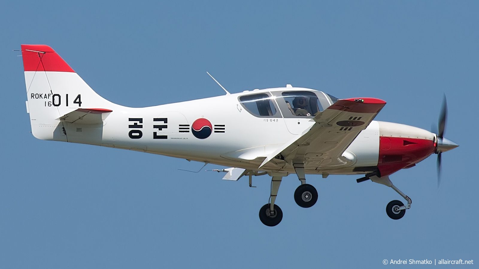 16-014 / 014 Korea Aerospace Industries KT-100 Naraon