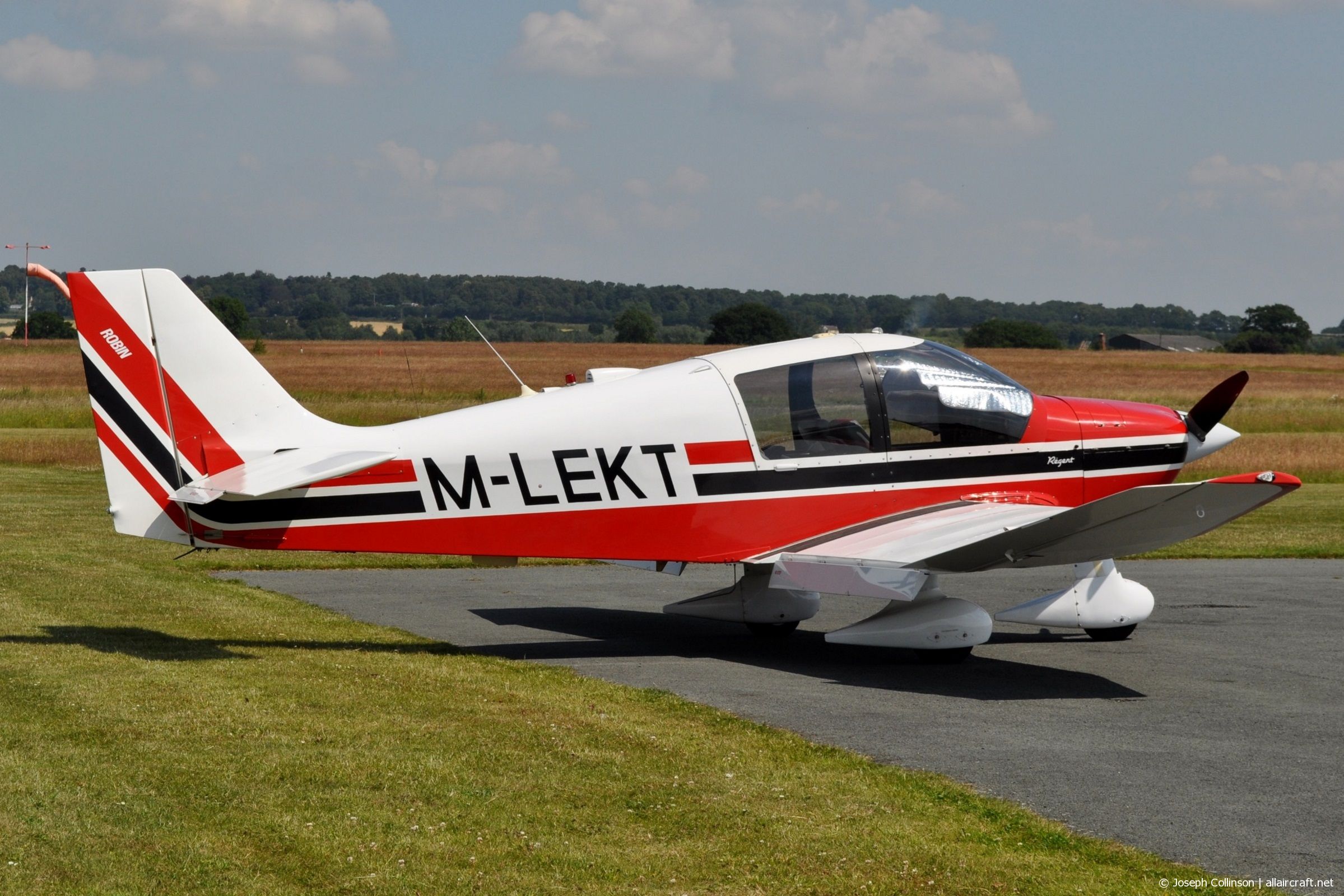 M-LEKT (1181) 1976 Robin DR400-180 Régent
