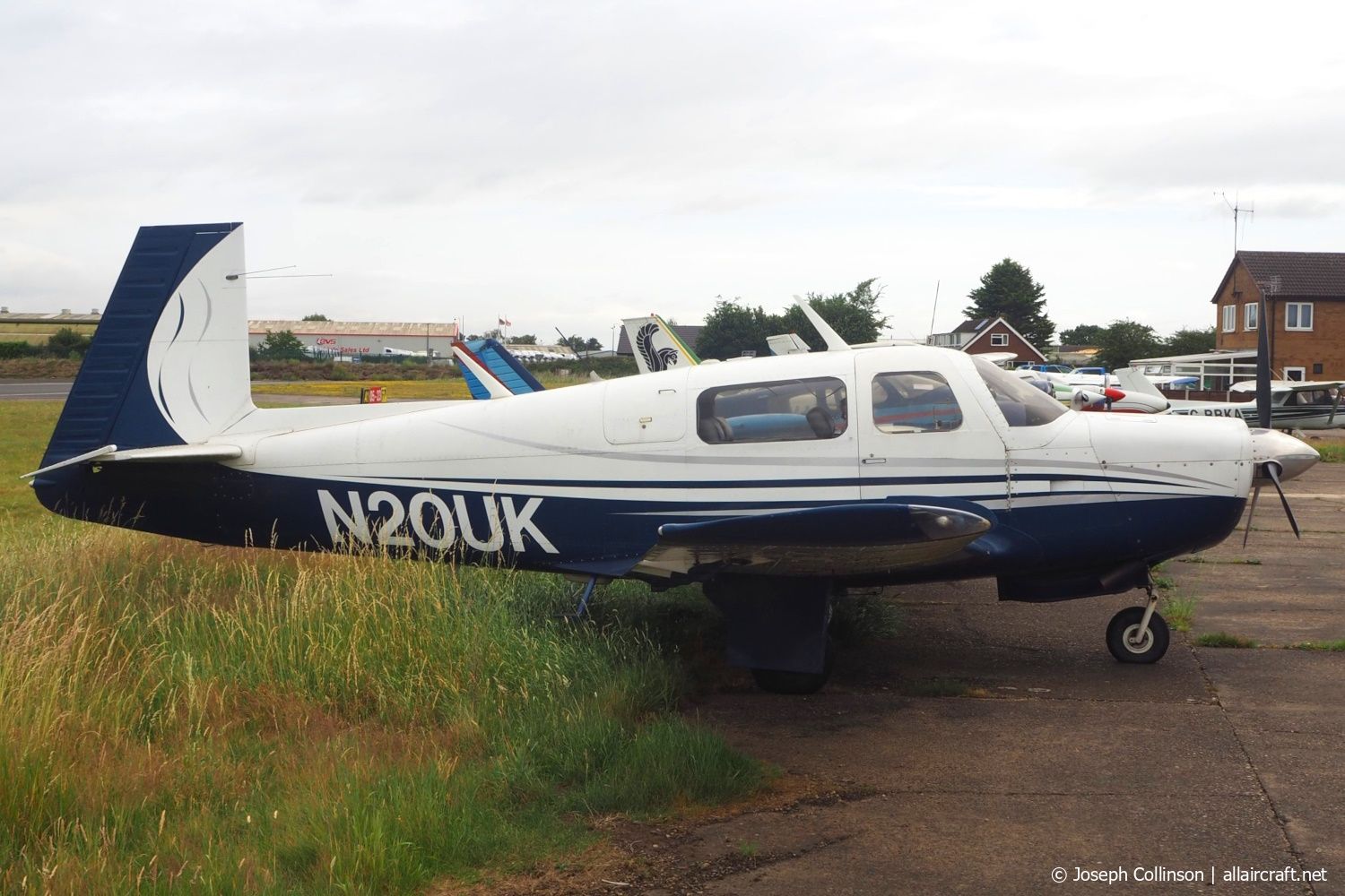 N20UK (22-1380) 1976 Mooney M20F Executive