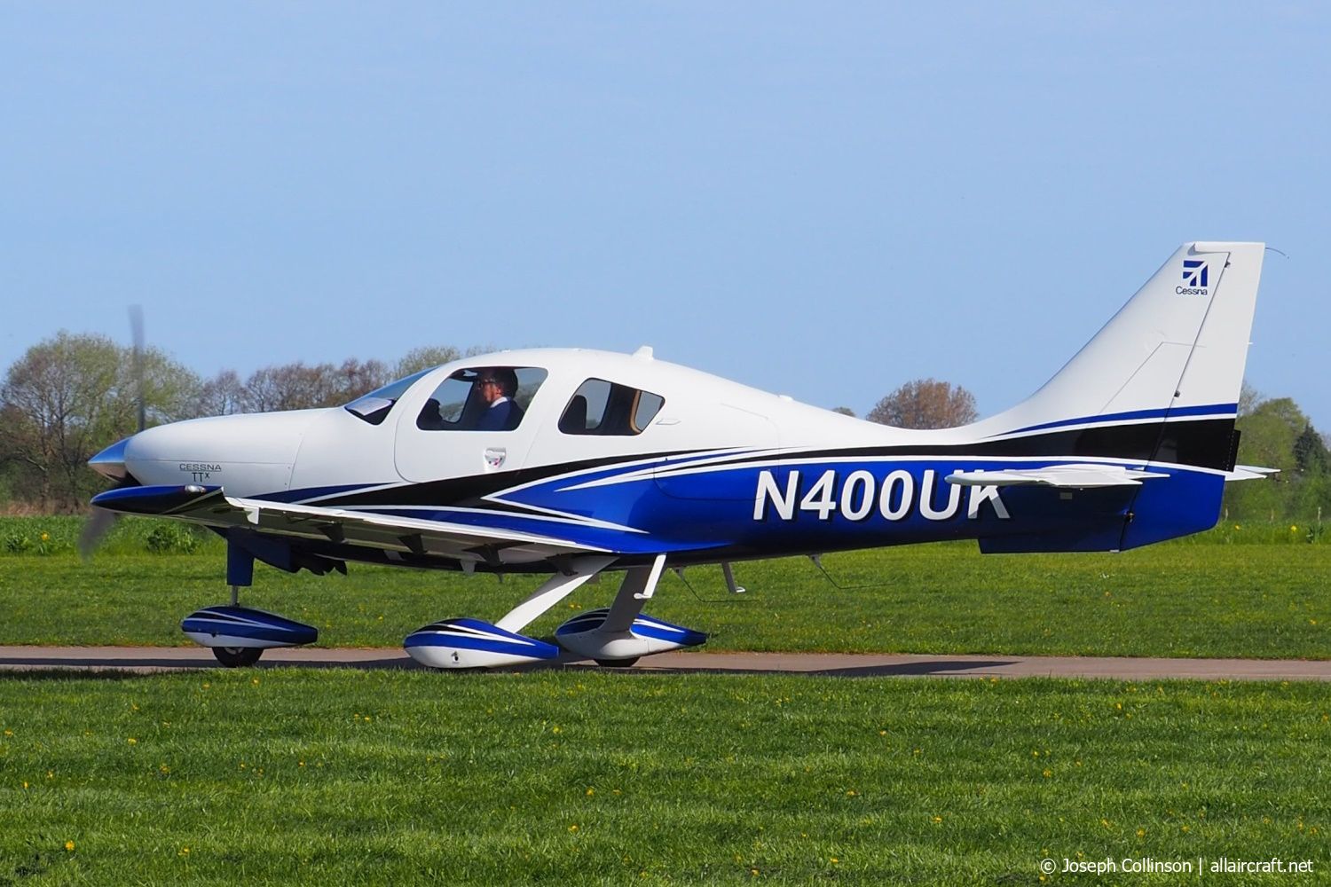 N400UK (41062) 2005 Lancair LC41-550FG