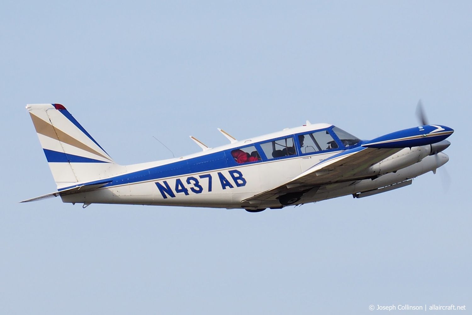 N437AB (30-918) Piper PA-30-160 Twin Comanche