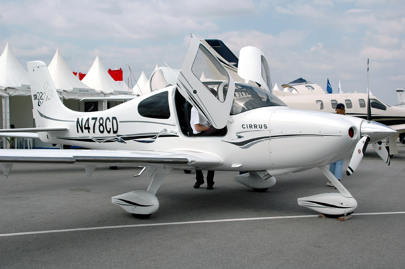 N478CD (1577) 2005 Cirrus SR22