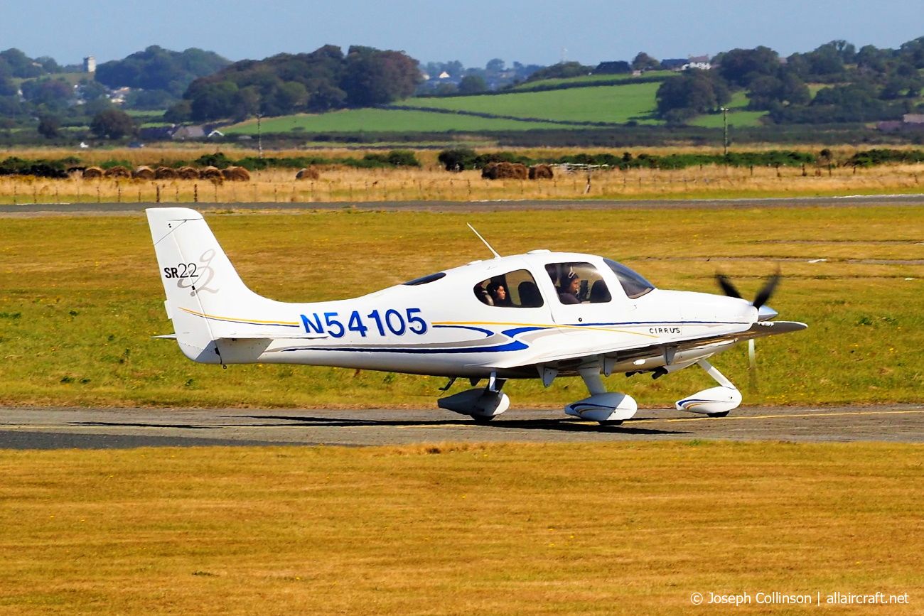 N54105 (1139) 2004 Cirrus SR22 G2