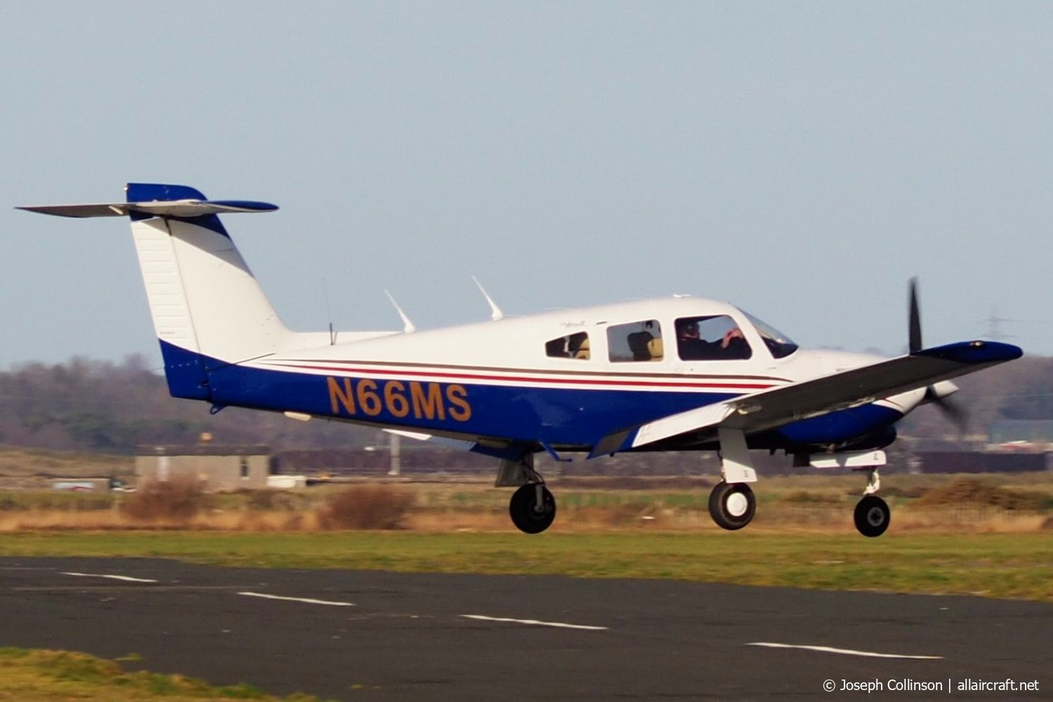 N66MS (28R-8431021) Piper PA-28RT-201
