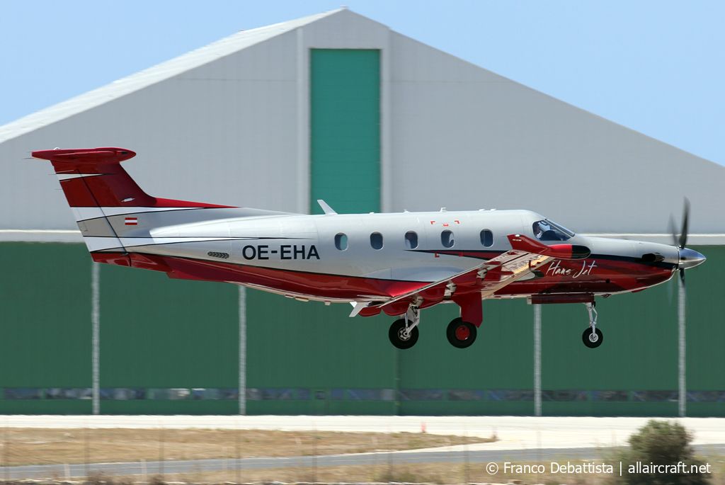 OE-EHA (1744) 2017 Pilatus PC-12/47E