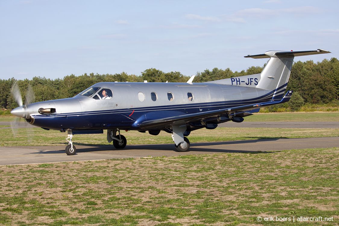 PH-JFS (477) 2002 Pilatus PC-12 45