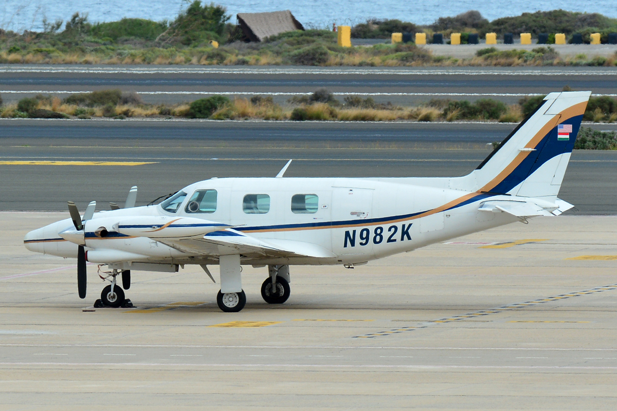 N982K (31T-7820011) Piper PA-31T Cheyenne II