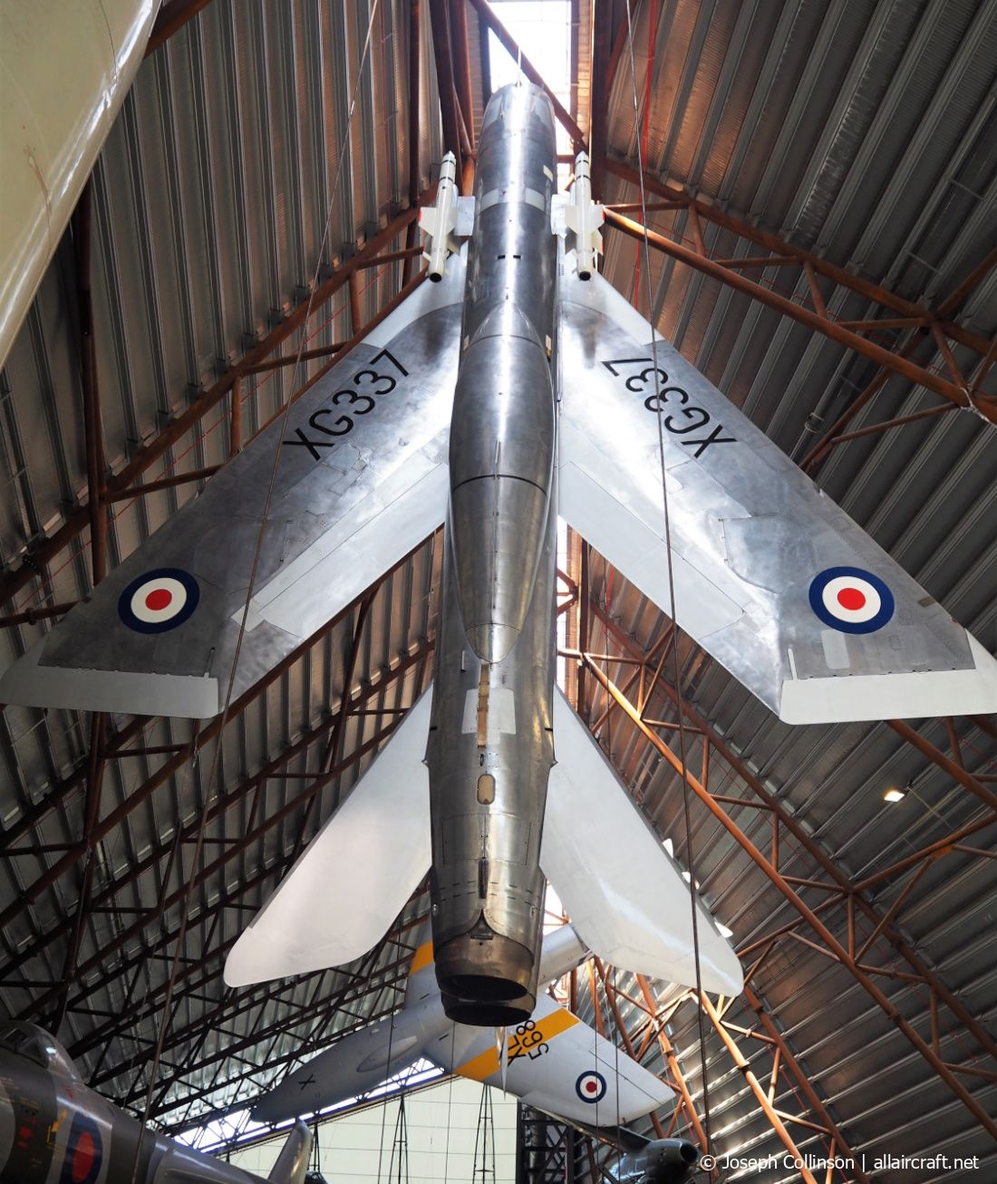 XG337 (95026/1) 1959 English Electric Lightning F.1