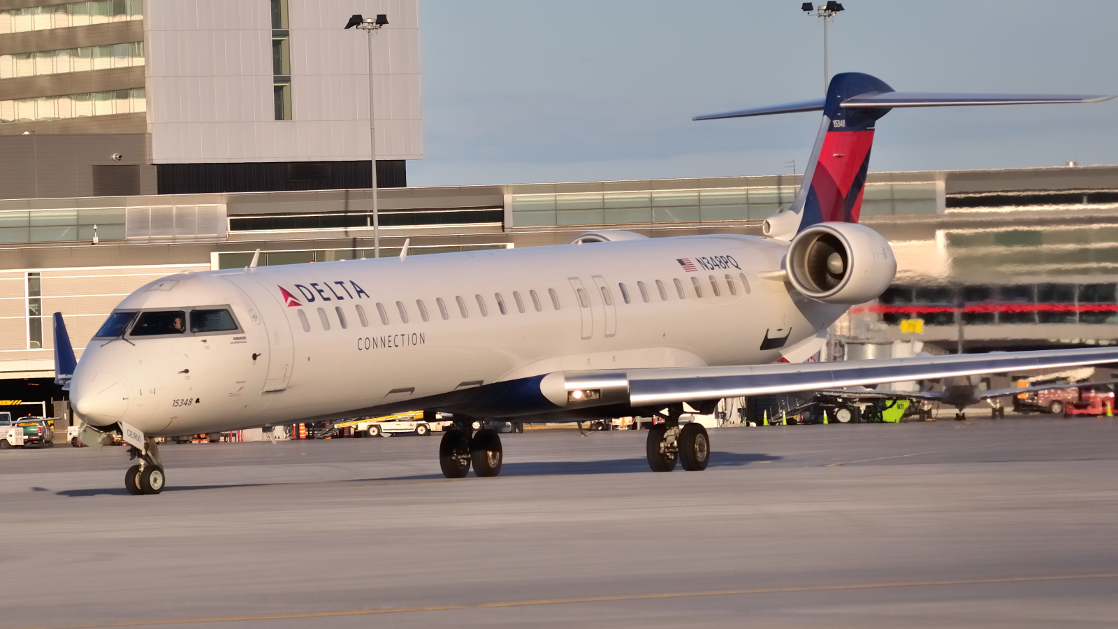 N348PQ (15348) Bombardier CRJ-900