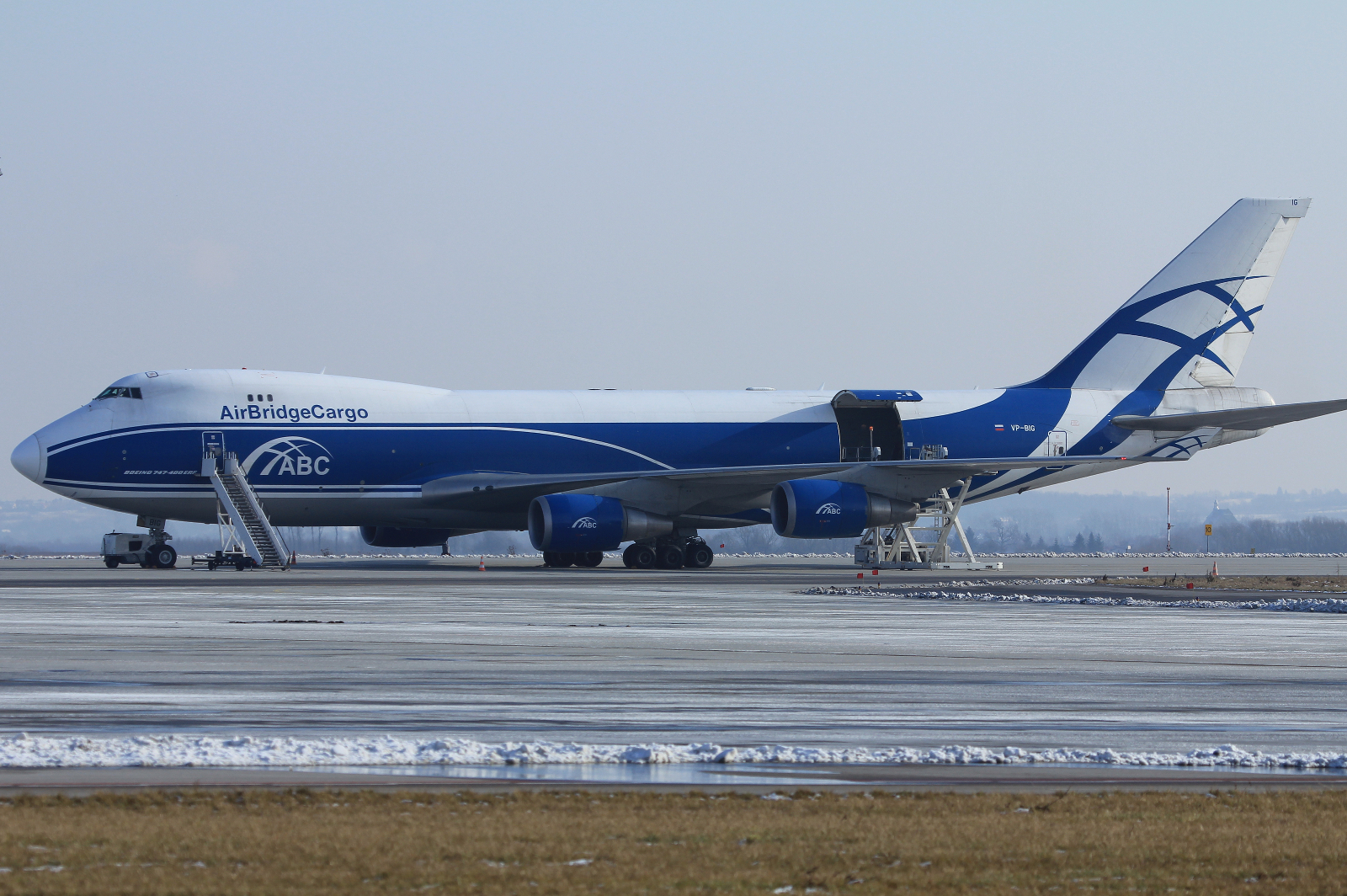 VP-BIG (35420) 2007 Boeing 747-46NF(ER)