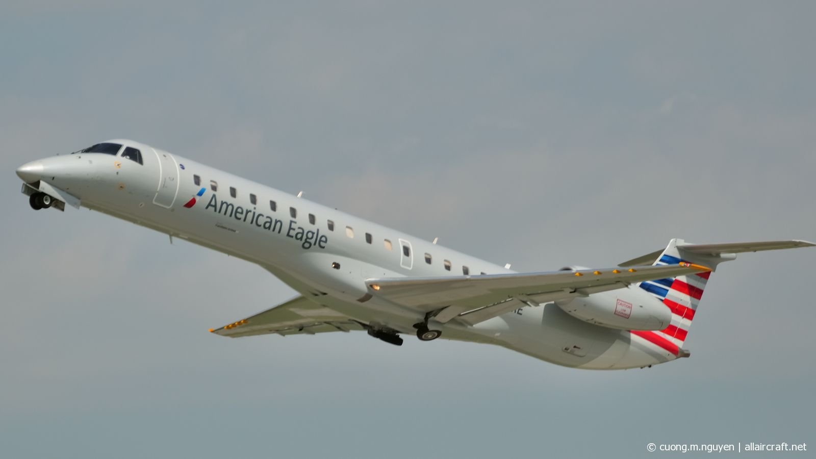 N616AE (cn 145092) Embraer ERJ-145LR