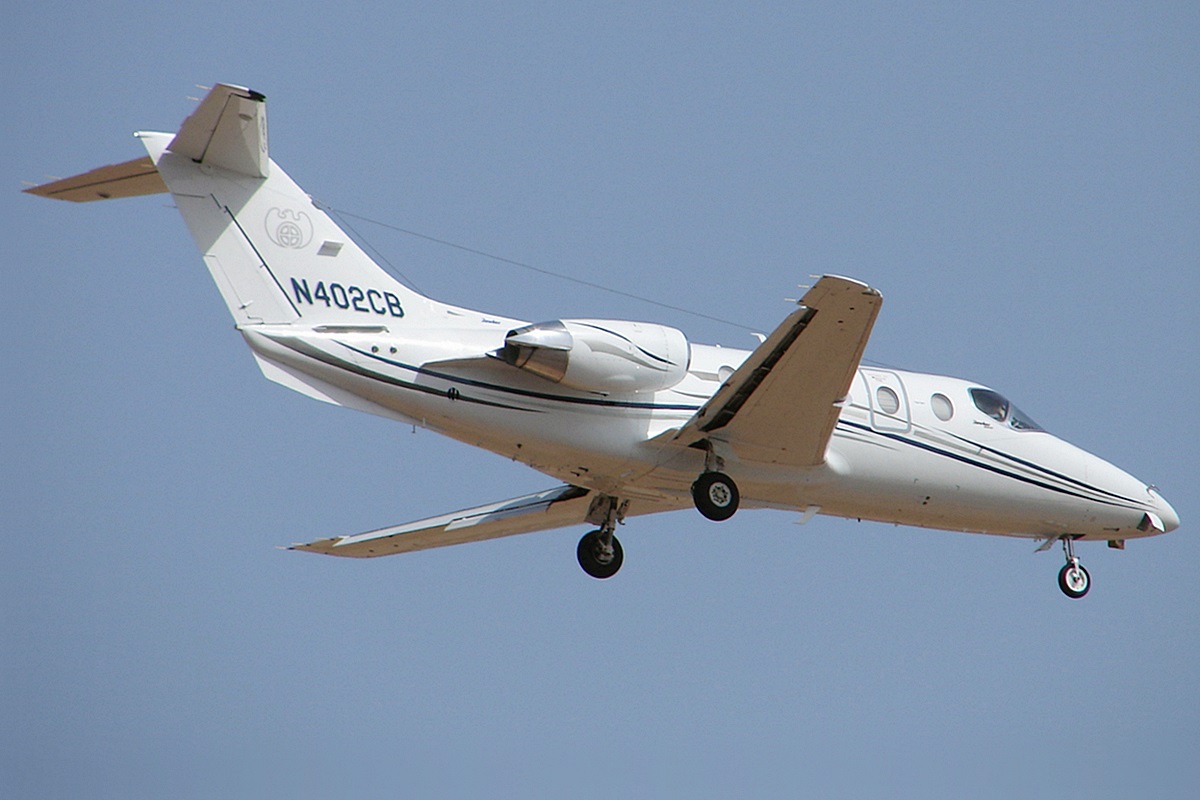 N402CB (RK-399) 2004 Raytheon 400A Beechjet
