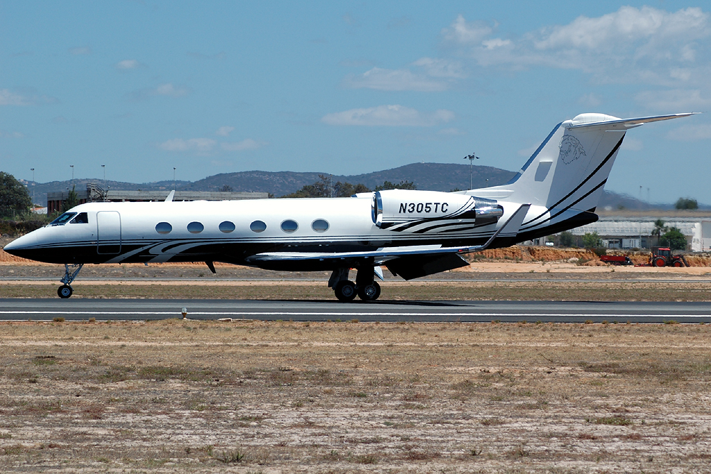 N305TC (1116) 1990 Gulfstream Aerospace G-IV