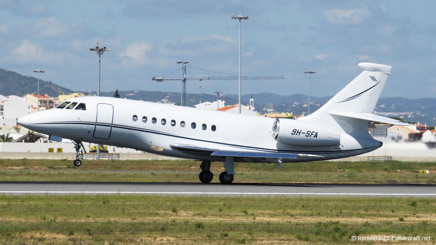 9H-SFA (39) 2004 Dassault Falcon 2000 EX