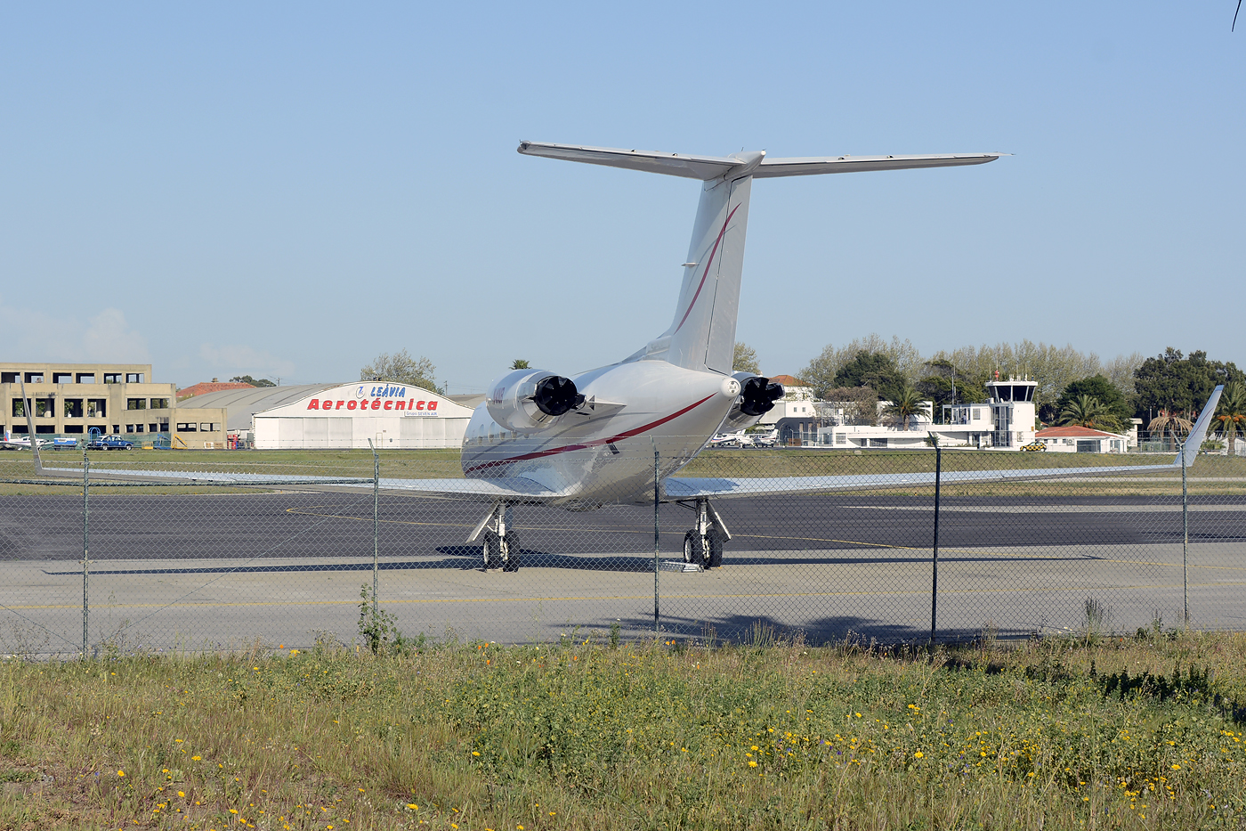 N4NR (255) 1980 Gulfstream G-IIB