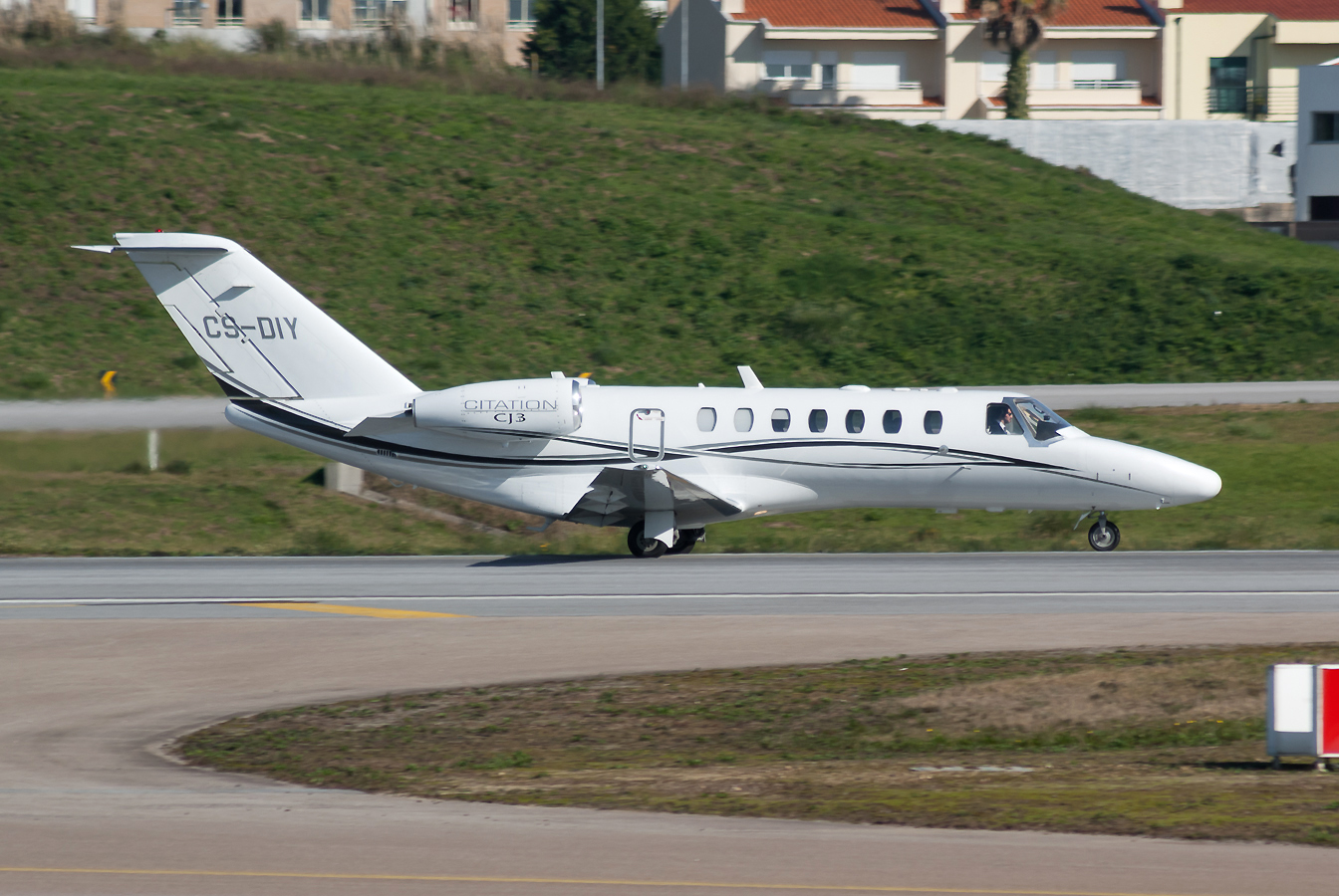 CS-DIY (525B-0176) Cessna 525B CitationJet CJ3