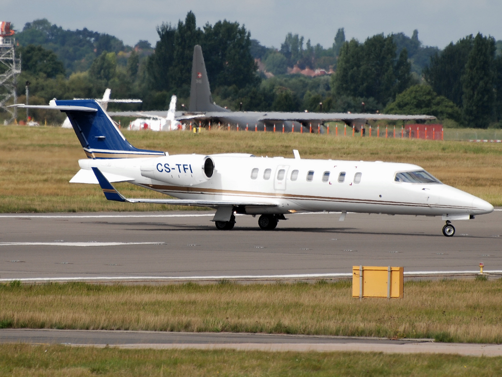 CS-TFI (cn 45-021) Learjet 45