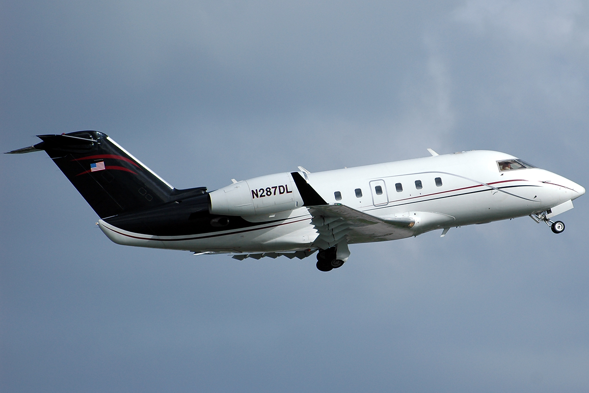 N287DL (1065) 1982 Bombardier Challenger 600