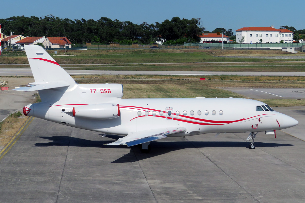 T7-OSB (67) 1988 Dassault Falcon 900EX