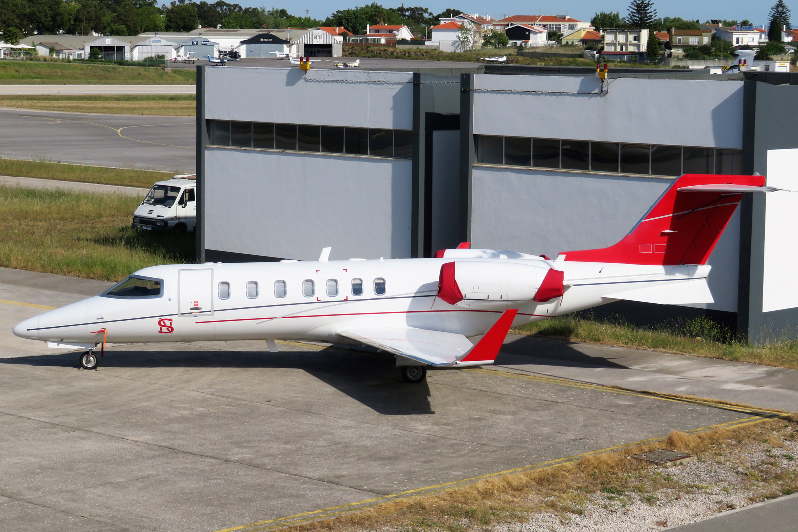 N77CJ (45-2026) 2005 Bombardier Learjet 40