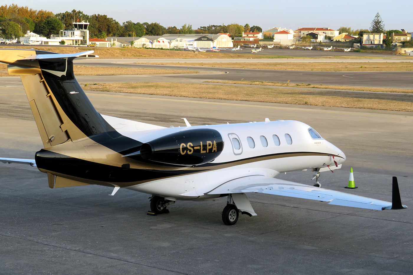CS-LPA (50500187) Embraer 505 Phenom 300