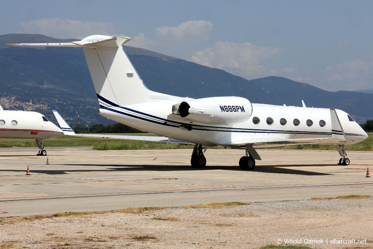 N888PM (1195) 1992 Gulfstream Aerospace G-IV