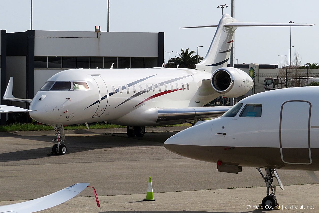 PP-FCC (9556) 2013 Bombardier BD-700-1A10 Global 6000