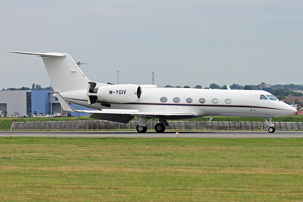 M-YGIV (1080) 1988 Gulfstream Aerospace G-IV