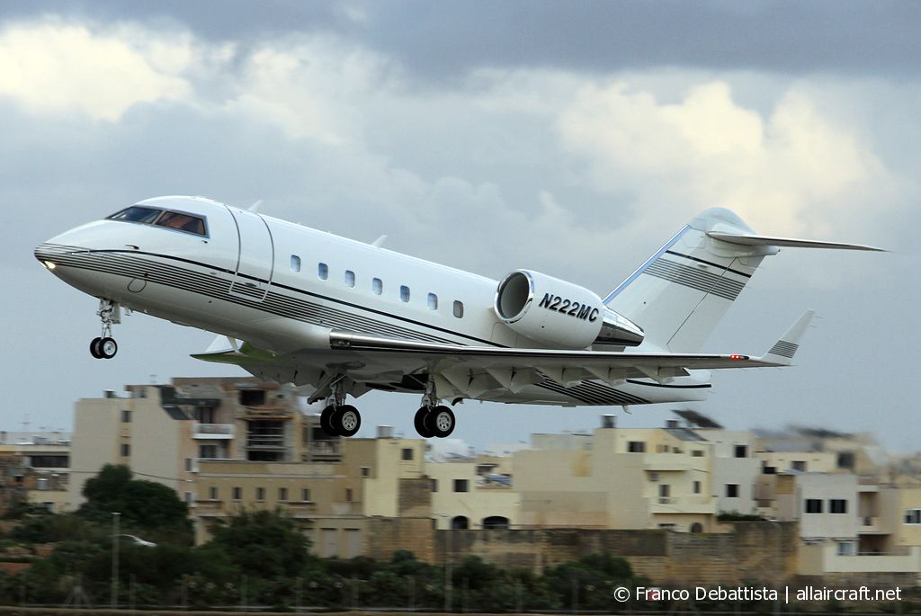 N222MC (5329) 1996 Bombardier CL-600-2B16 Challenger 604