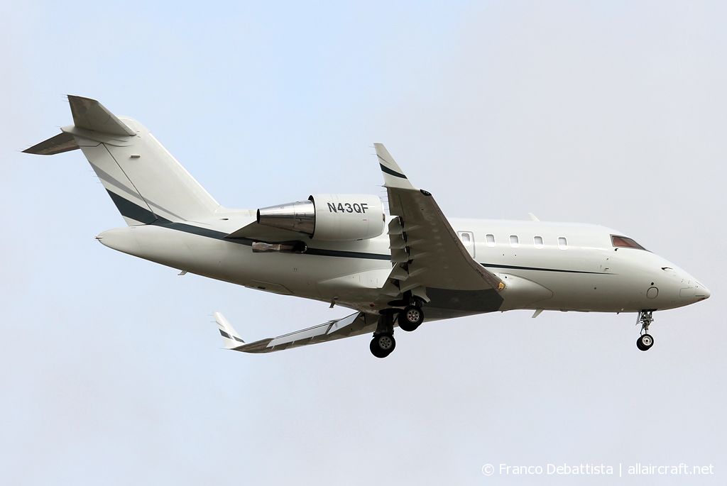N43QF (5893) 2012 Bombardier Challenger 605