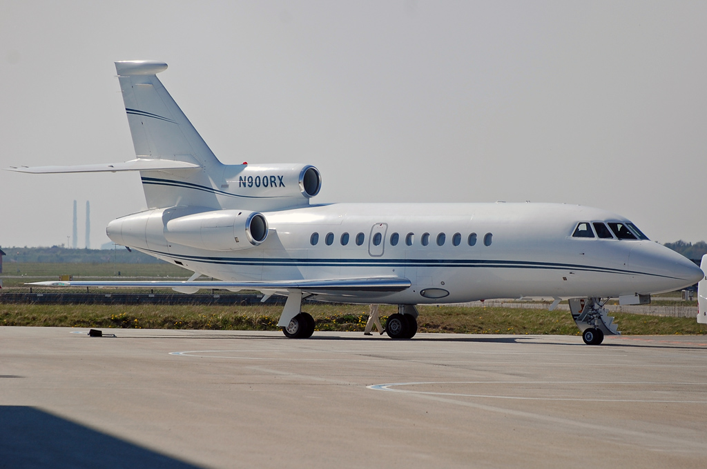 N900RX (183) 1999 Dassault Falcon 900C