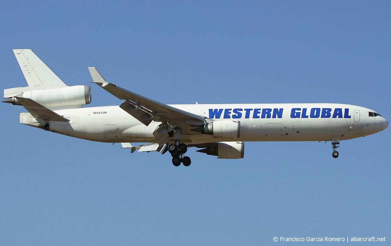 N545JN (48545) 1995 McDonnell Douglas MD-11F