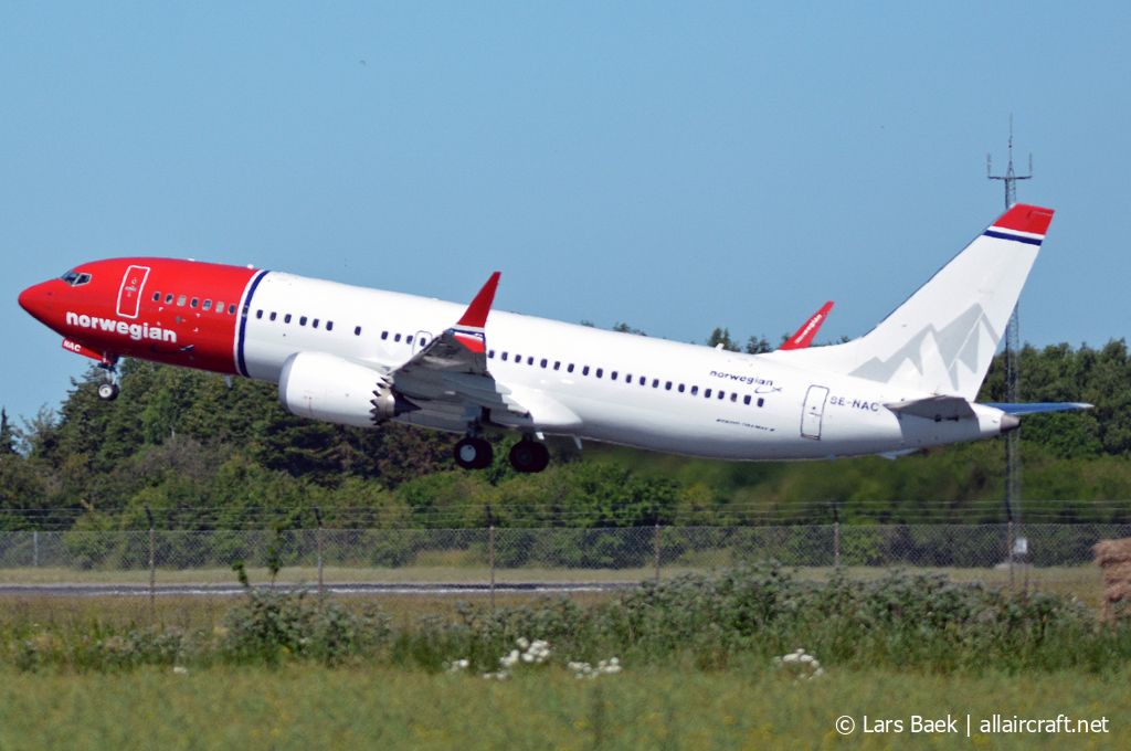 SE-NAC (66303) 2025 Boeing 737-8 MAX
