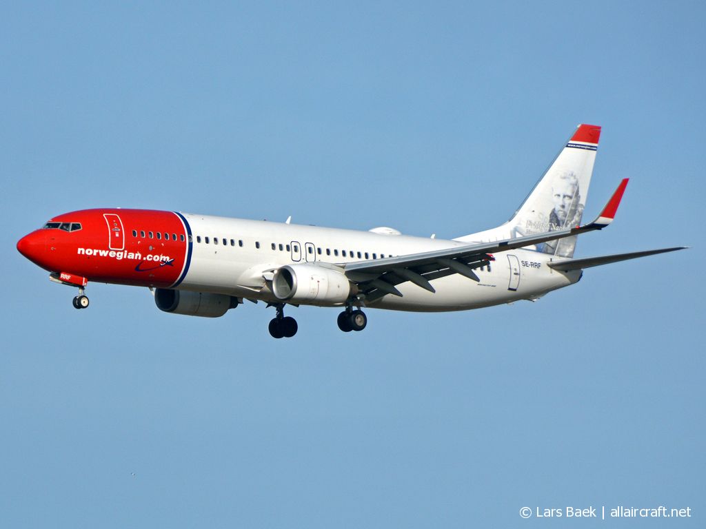 SE-RRF (39004) 2010 Boeing 737-8JP(WL)